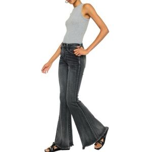 KanCan Women's Ultra High Extreme Flare Jeans In Yuri Size 29